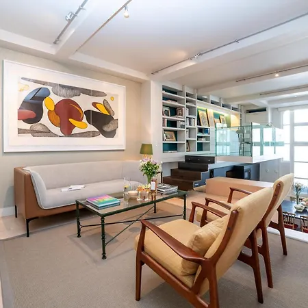 Between Saint Germain & Eiffel Tower High Ceiling Renovated Townhouse Terrace Ac!!!! Apartment *
